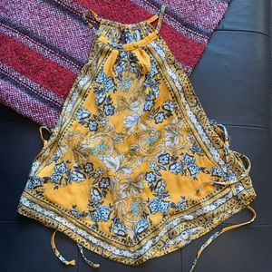 lace up sides bandana top